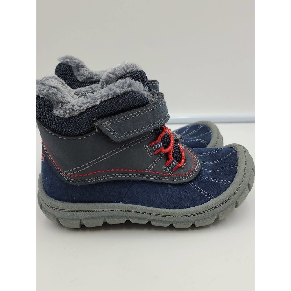 Oshkosh B'gosh Marley2-15 faux fur boots size 8